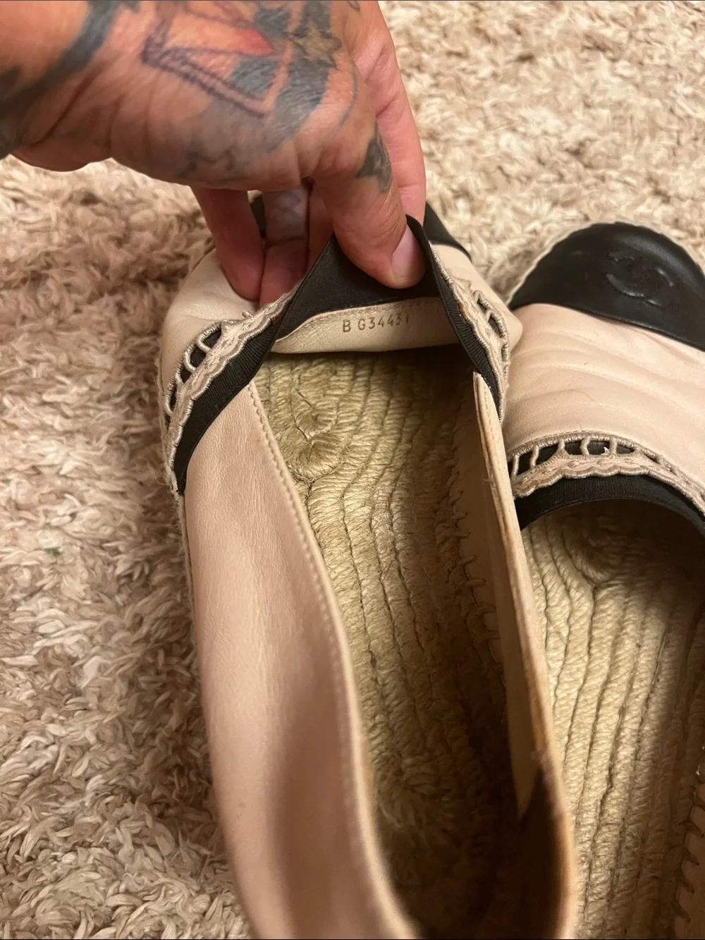 CHANEL Two-Tone Leather Espadrilles in Cream and Black with Lace Trim